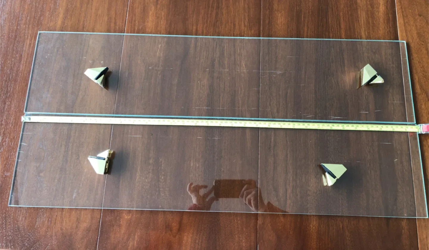4 Glass Shelves 8” x 32” with 8 Gold Brackets thumbnail