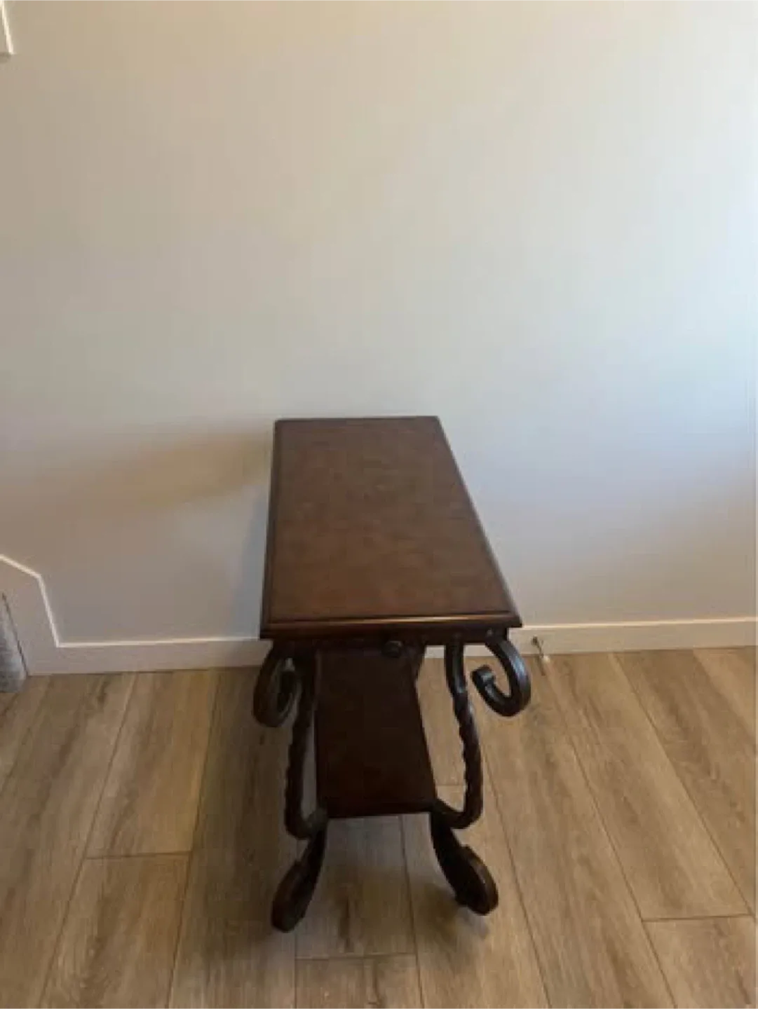 Ashley Side Table image indicator(3)