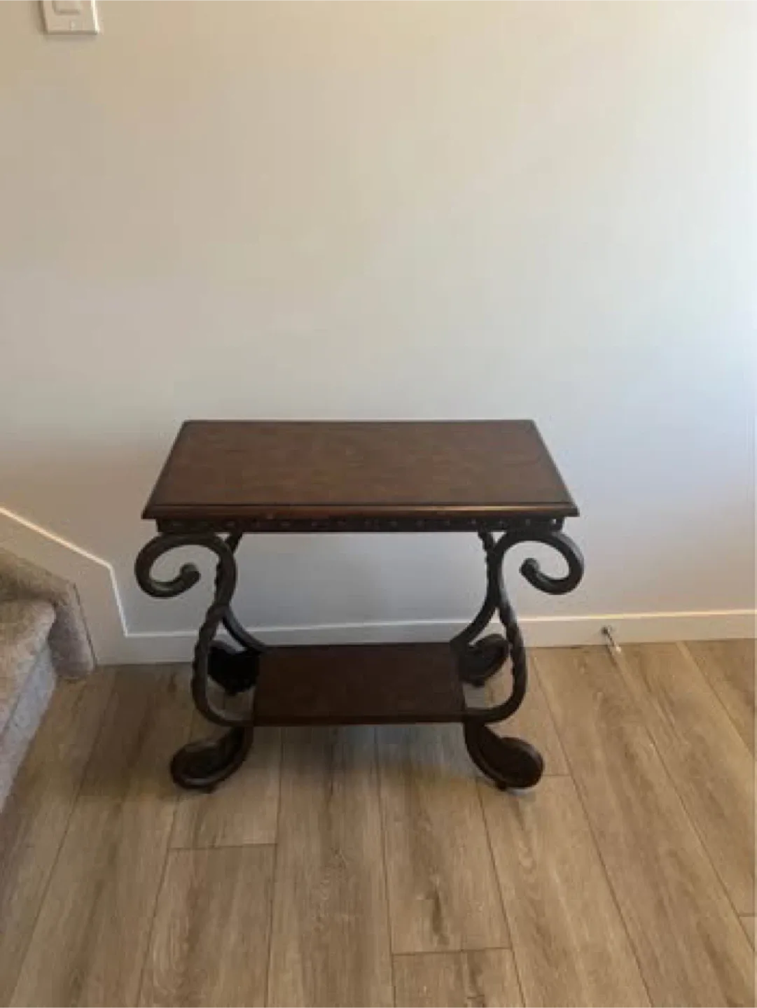 Ashley Side Table image indicator(7)