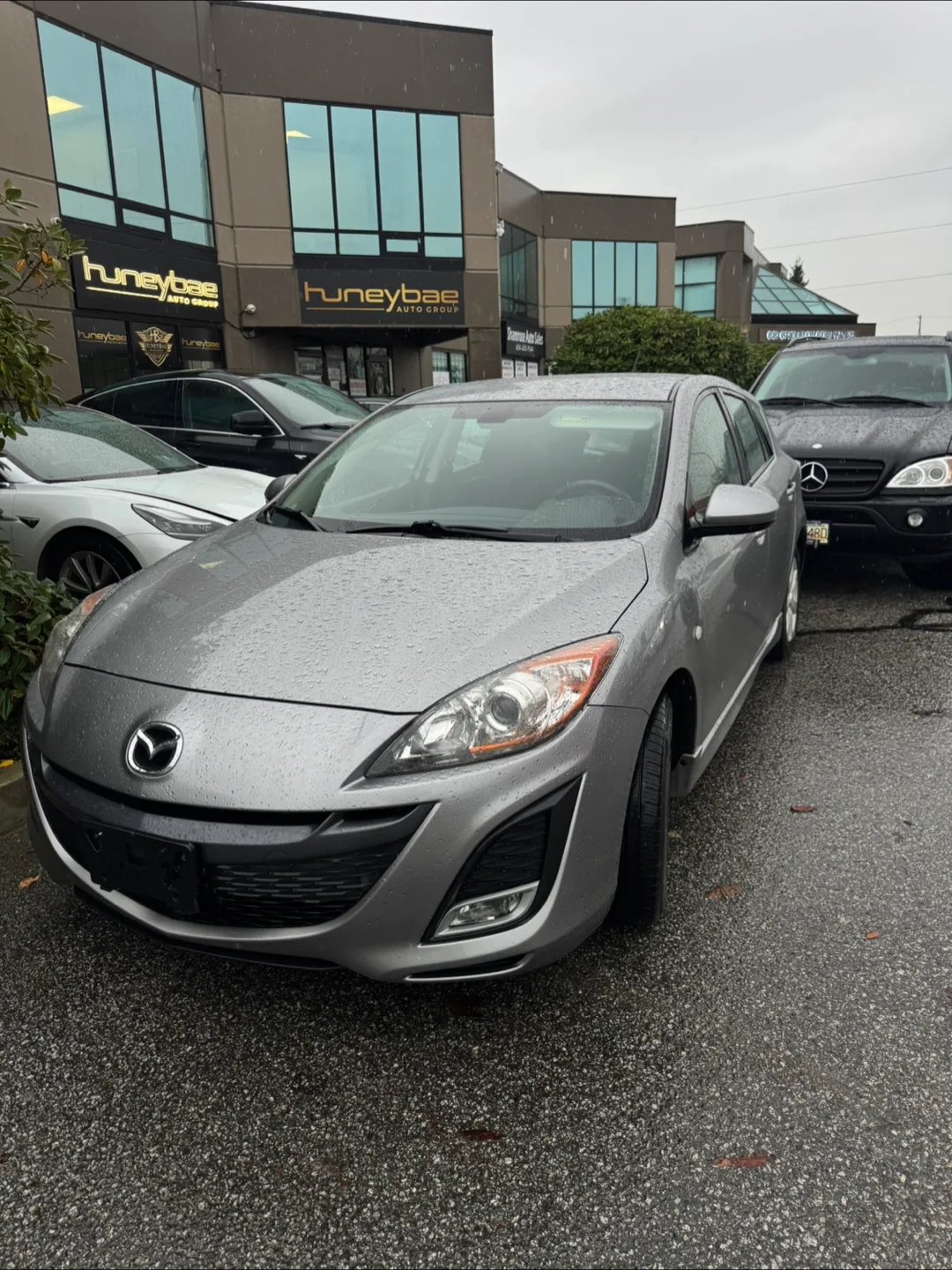 2010 mazda 3 hatch back image indicator(2)