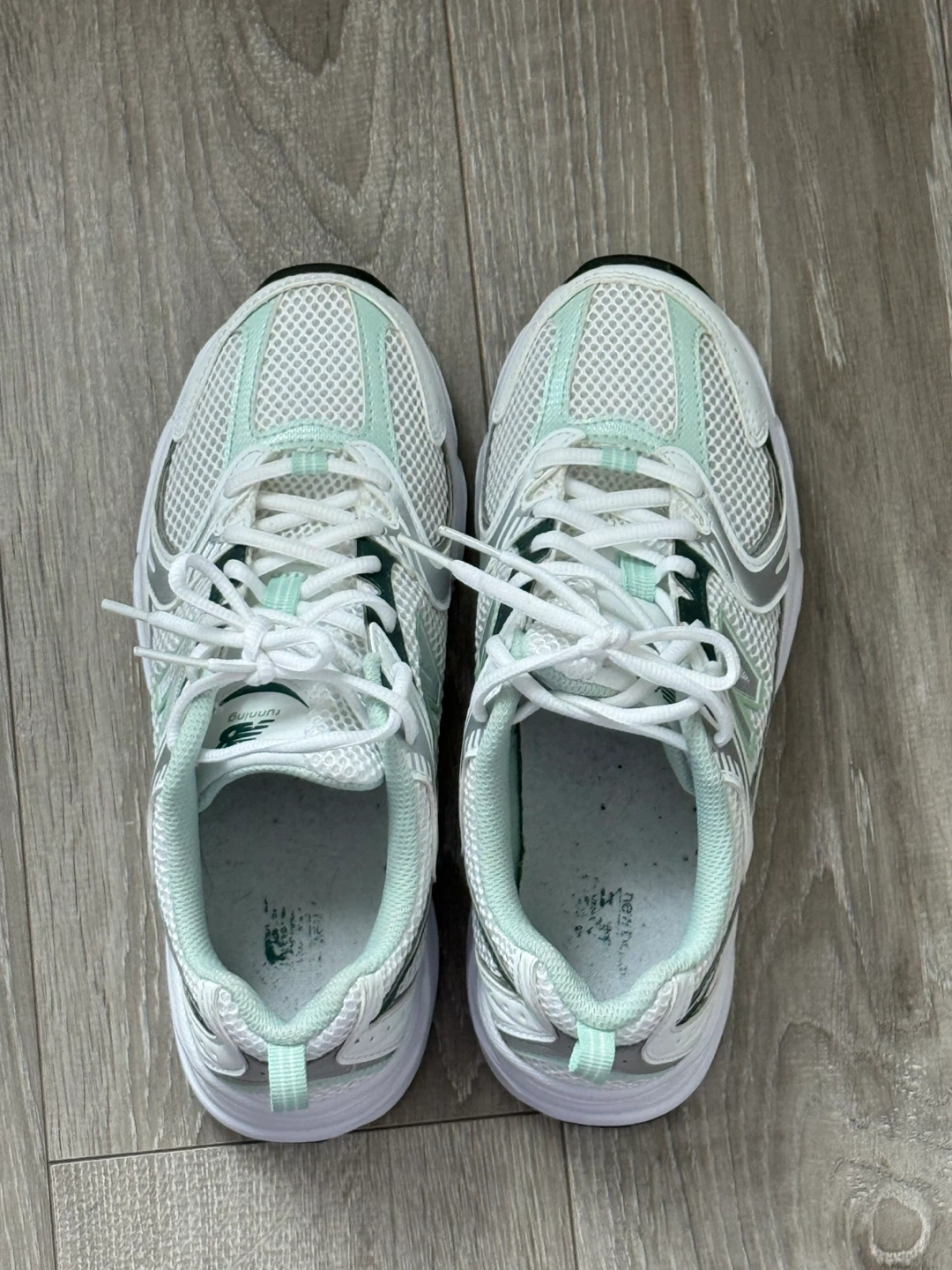 New Balance 530 Sneakers - US Women's 7 - photo 5
