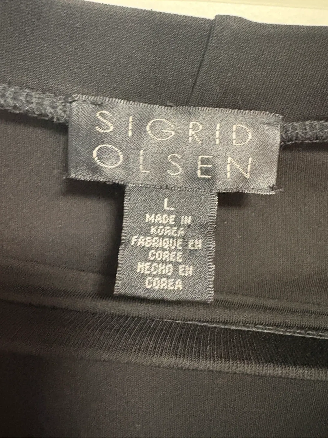 REDUCED Sigrid Olsen long Black Skirt - Size L image indicator(2)