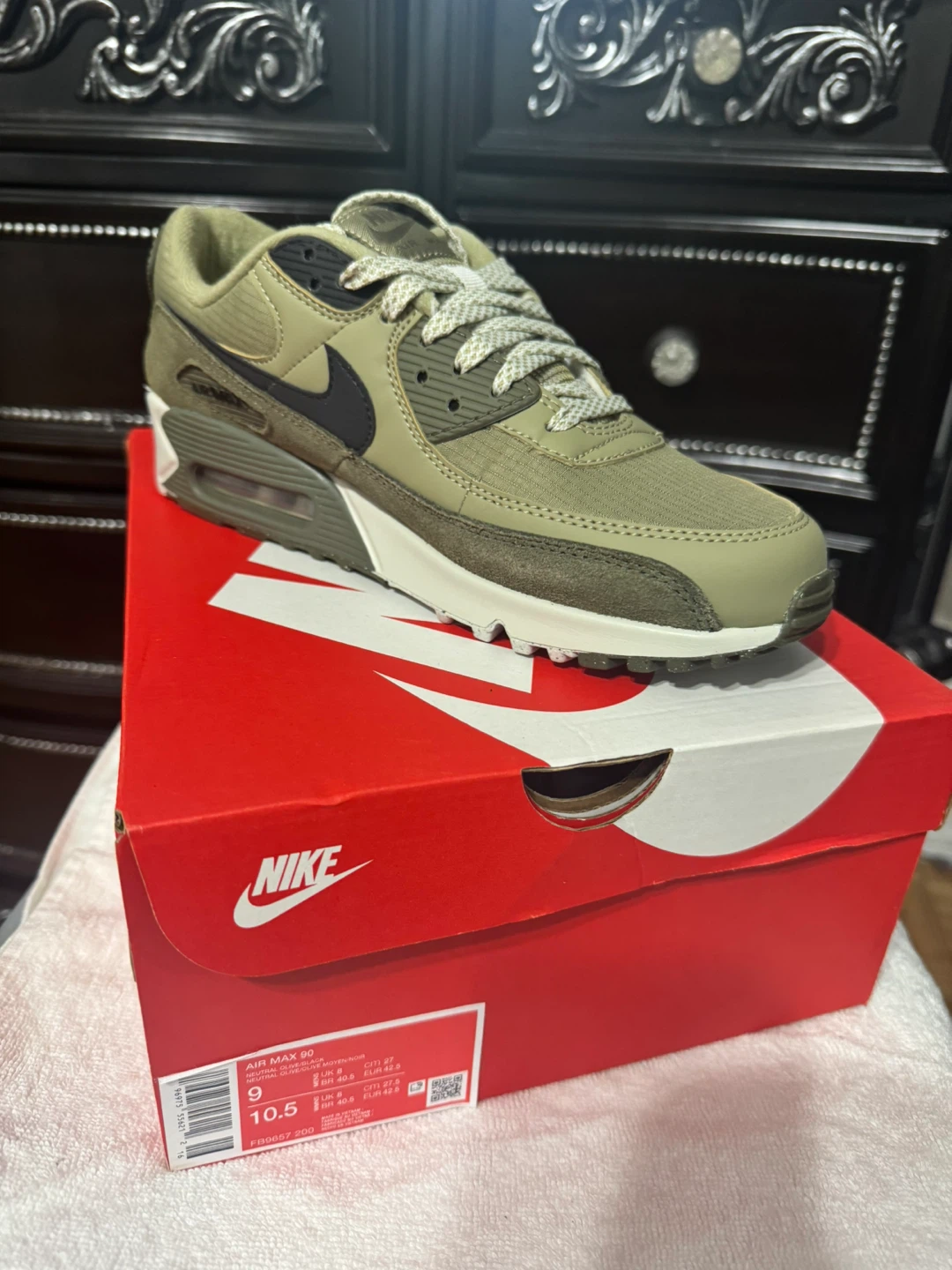 Nike Air Max 90 Olive US 9 Men's - photo 3