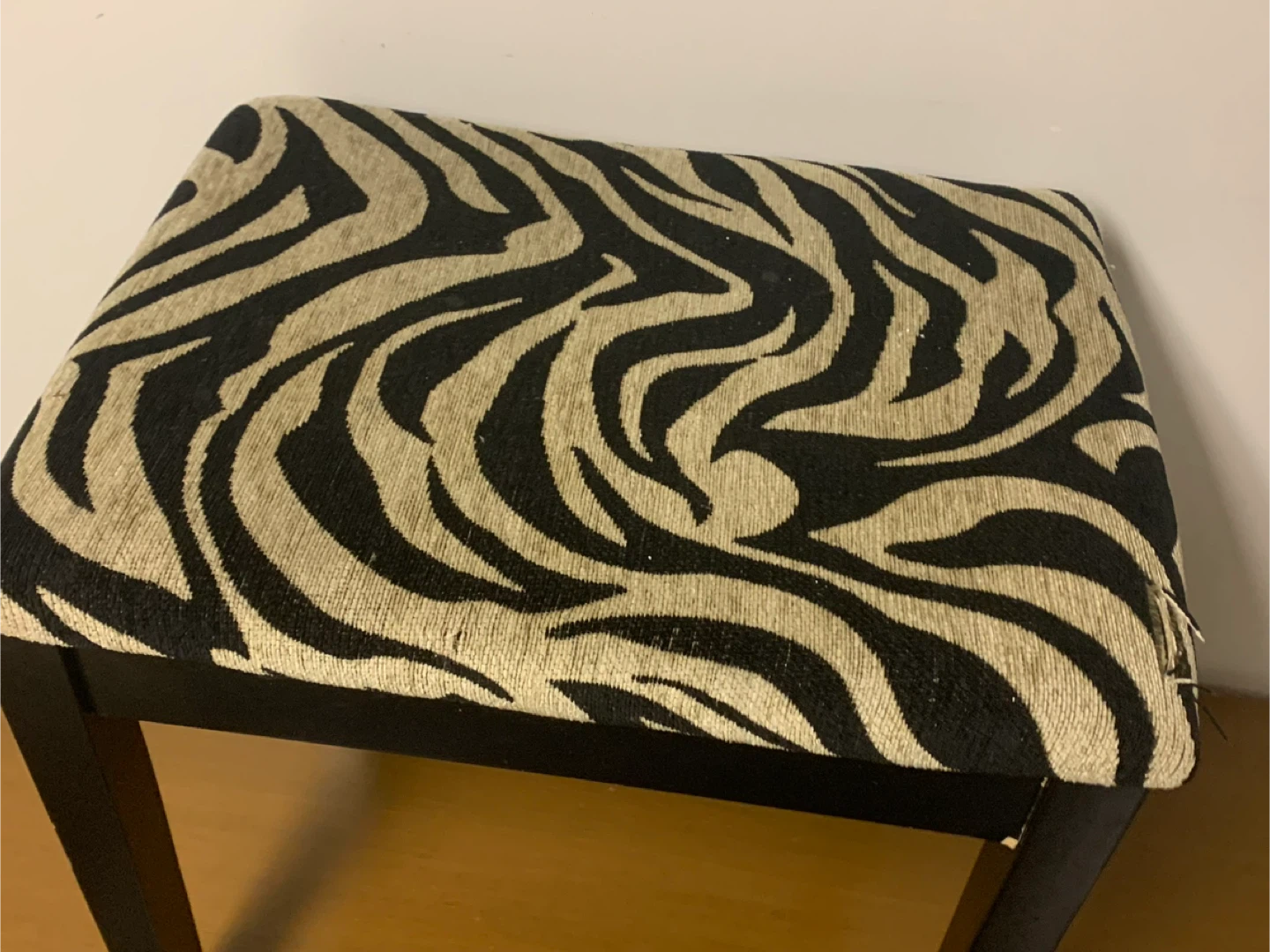 Zebra Print Stool - photo 2