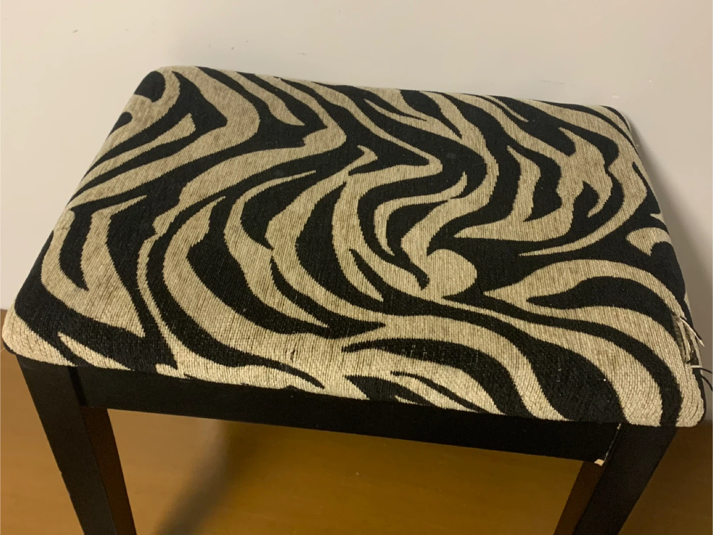 Zebra Print Stool - photo 3