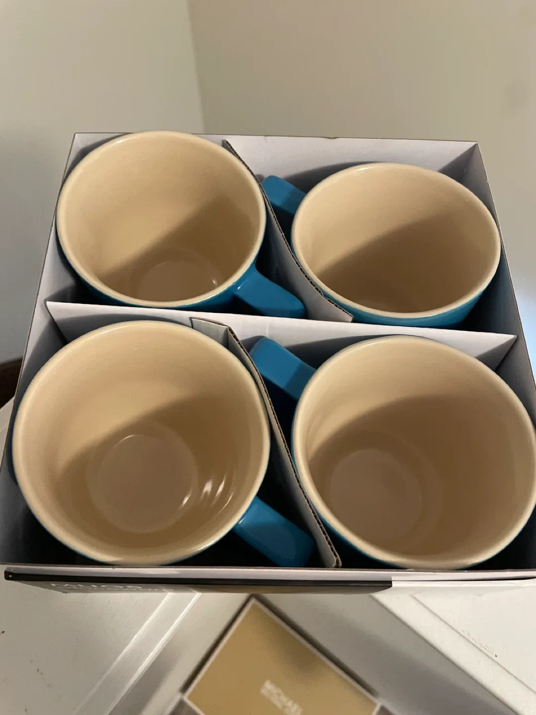 Brand new Le Creuset Stoneware Mugs - Set of 4 image indicator(3)