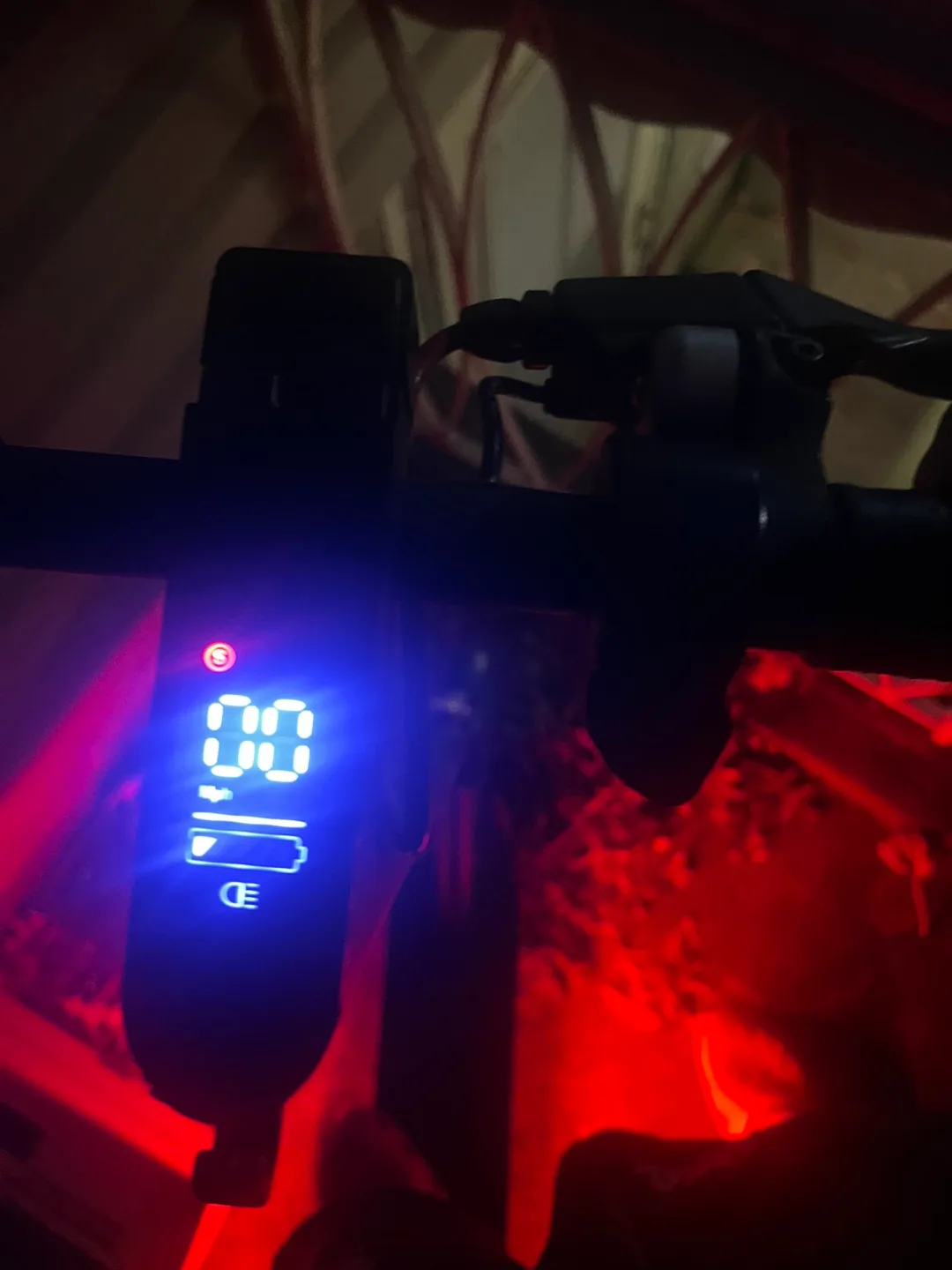 Electric scooter $220 pick up only cash or cash app image indicator(5)