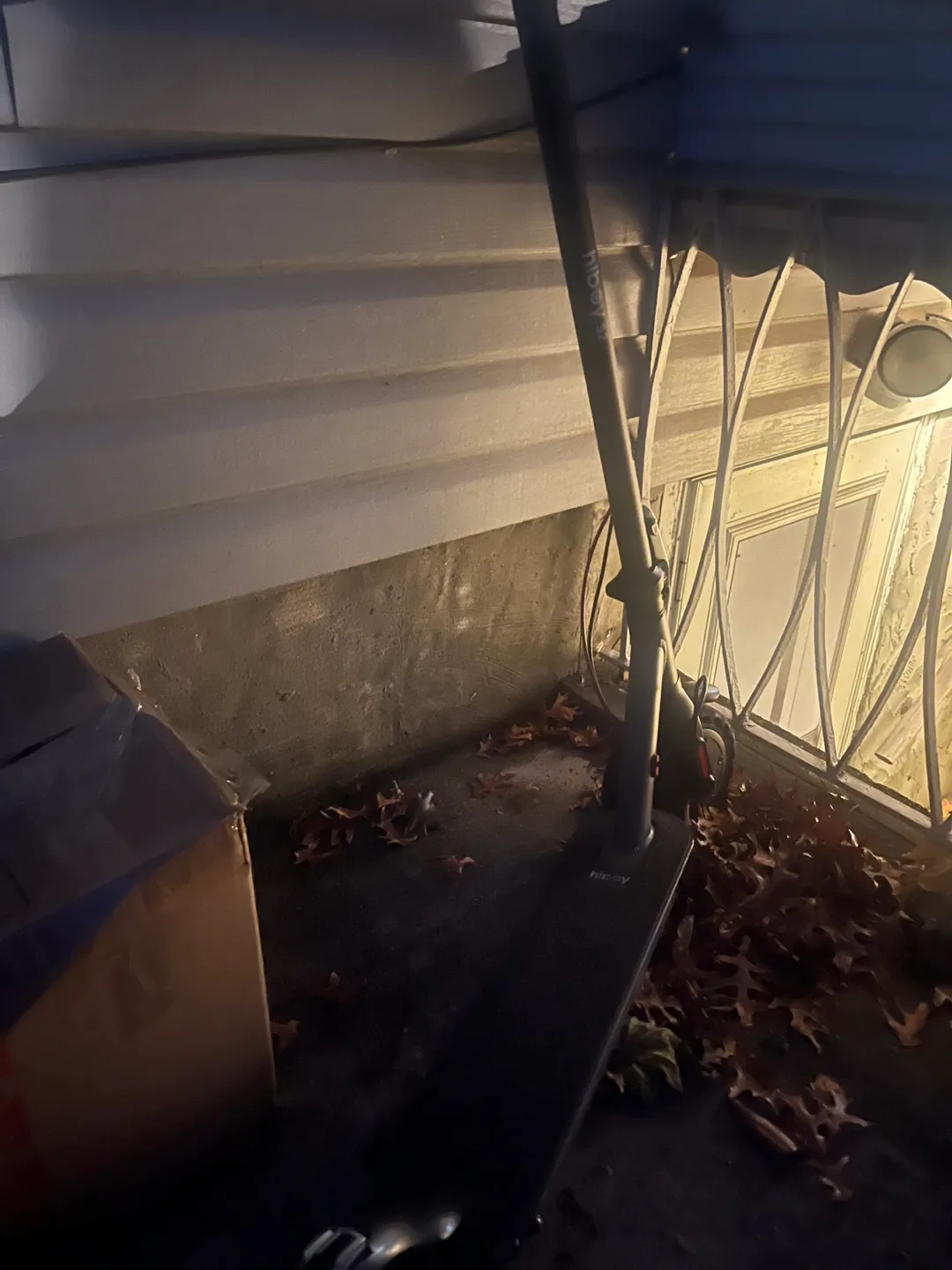 Electric scooter $220 pick up only cash or cash app image indicator(3)