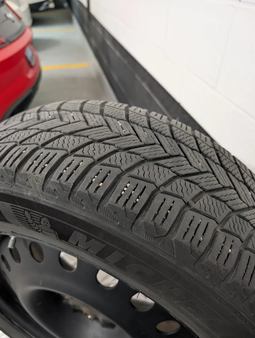 235/60R18 Winter Tires on Rims image indicator(5)