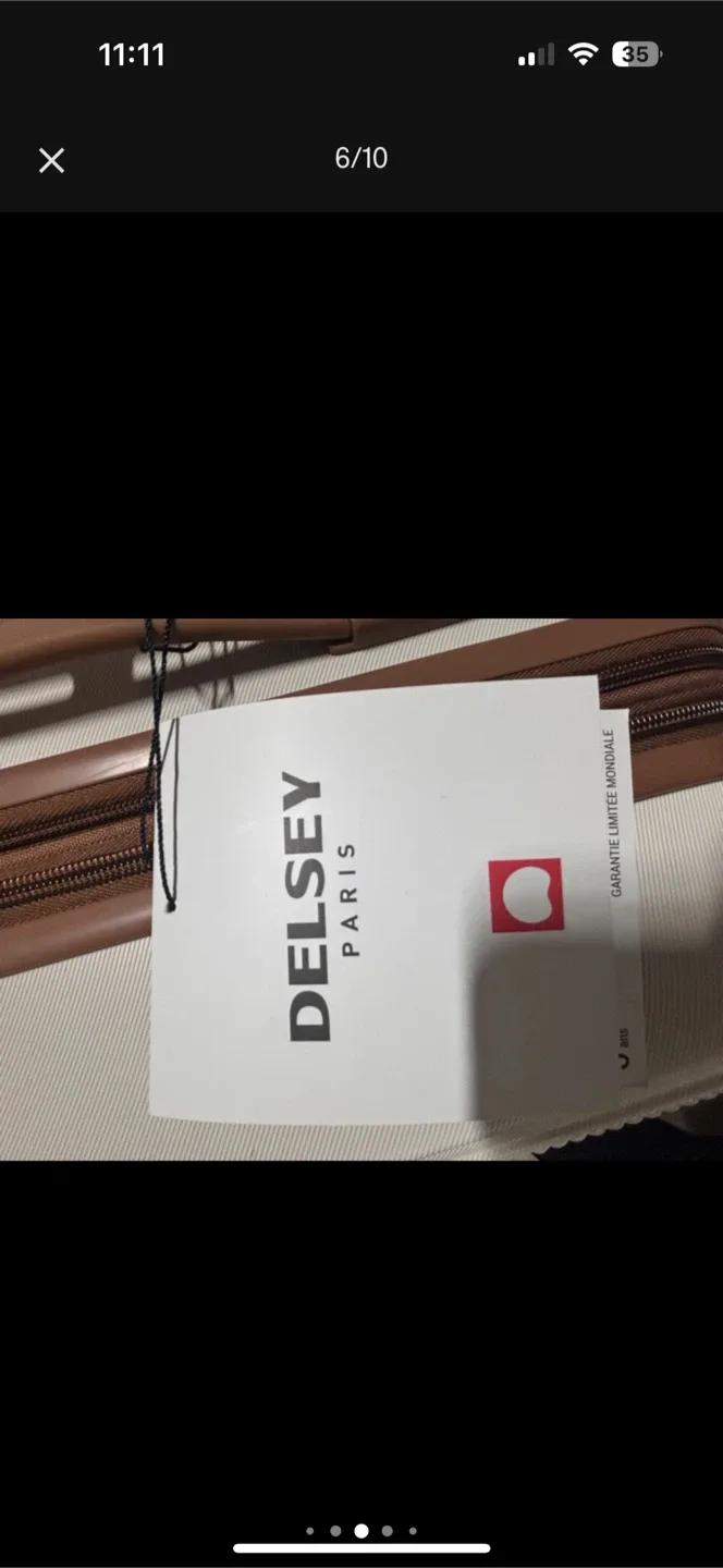 Set of brand New Delsey Paris Brigette luggage - $500 image indicator(6)