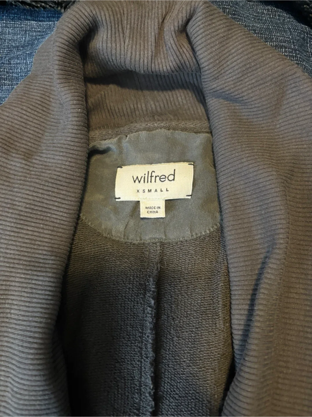 Wilfred XS Grey Cardigan image indicator(3)