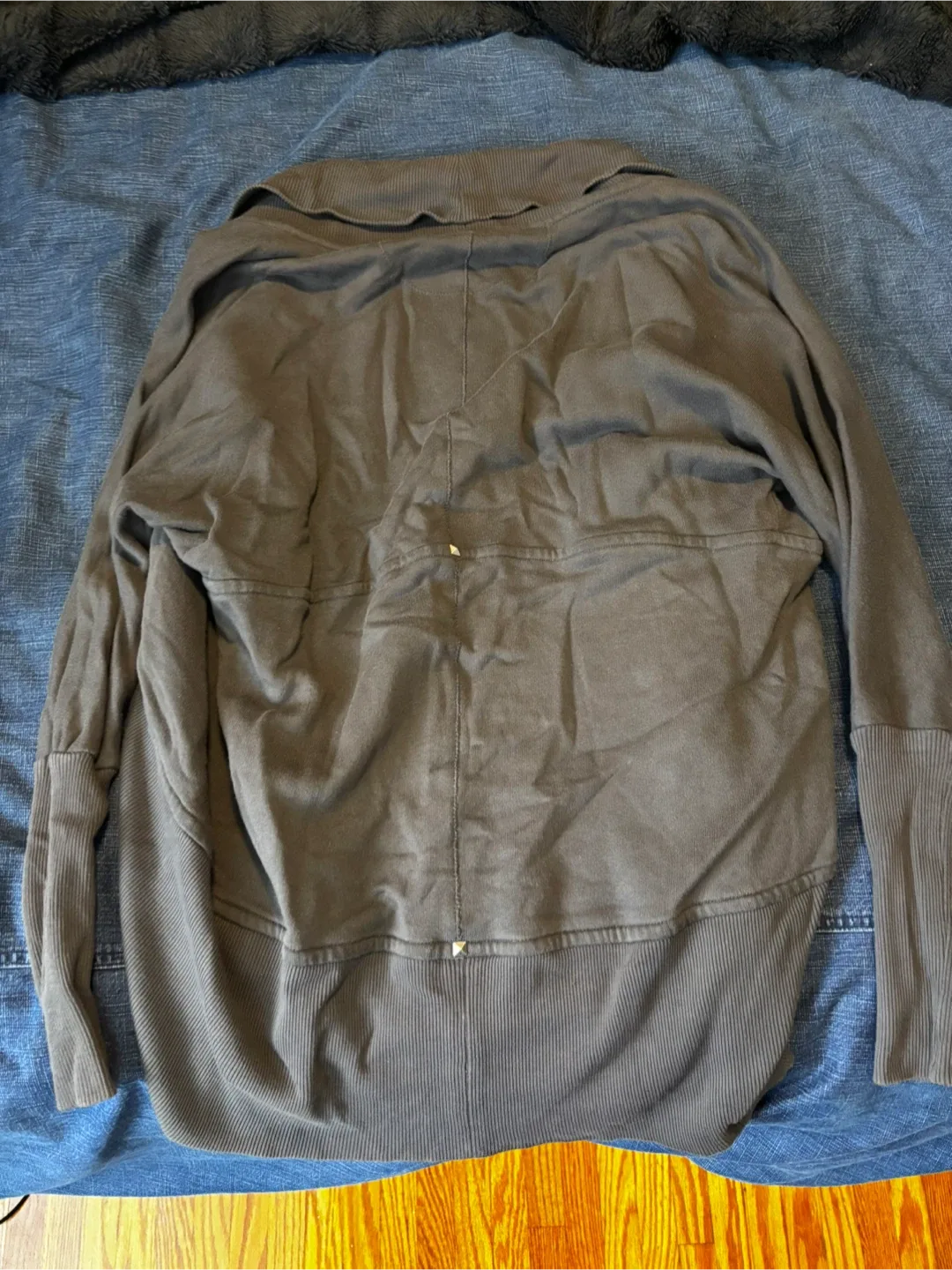 Wilfred XS Grey Cardigan image indicator(2)
