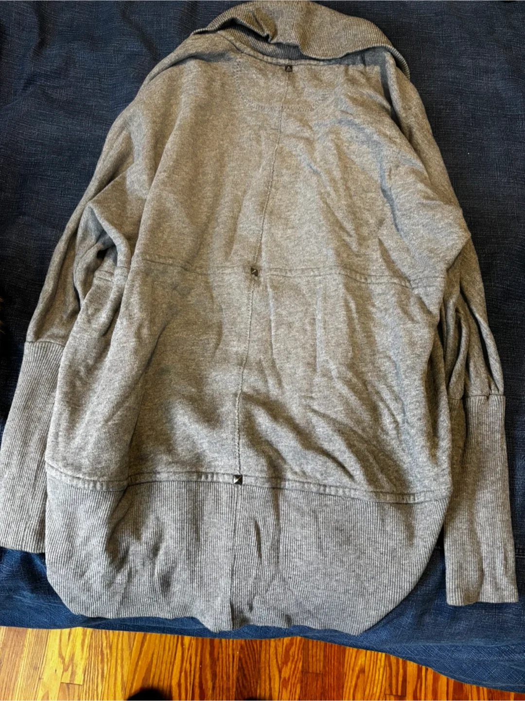 Wilfred Grey Cardigan - Size XS image indicator(2)