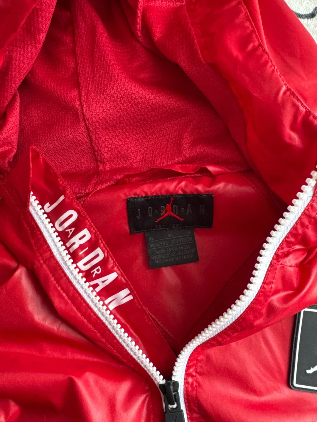 Jordan Red & Black Windbreaker Jacket, Size XL image indicator(2)