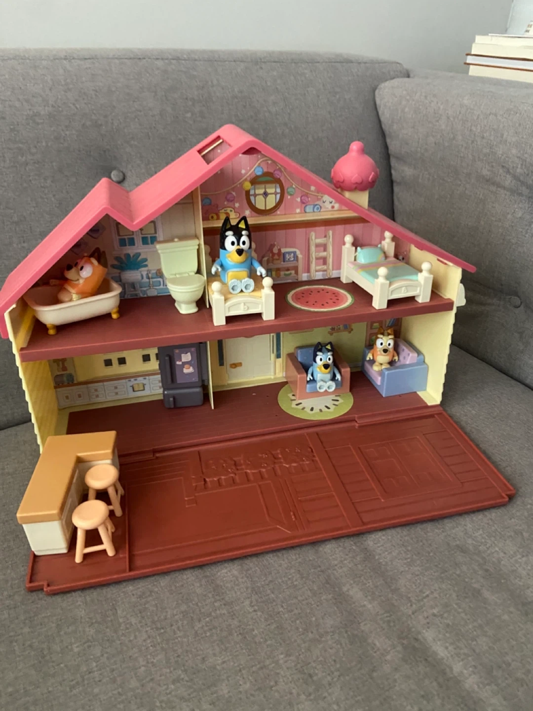 Bluey Family Home Playset with Figures