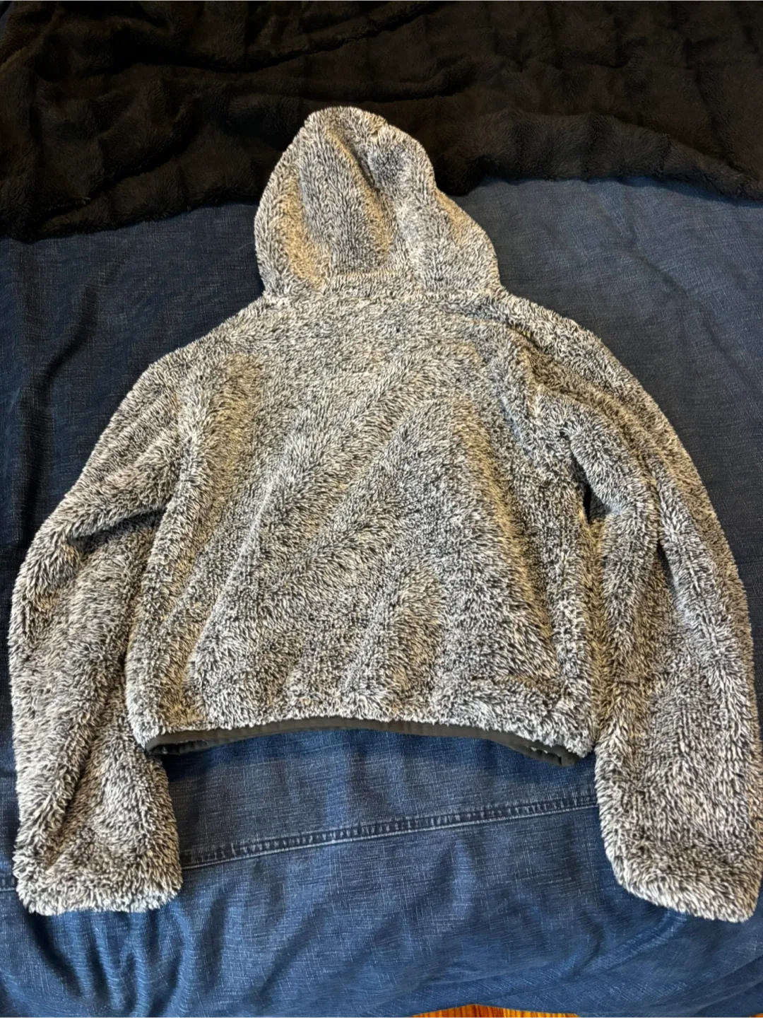 Bluenotes Grey Fuzzy Hoodie - Size XS image indicator(2)