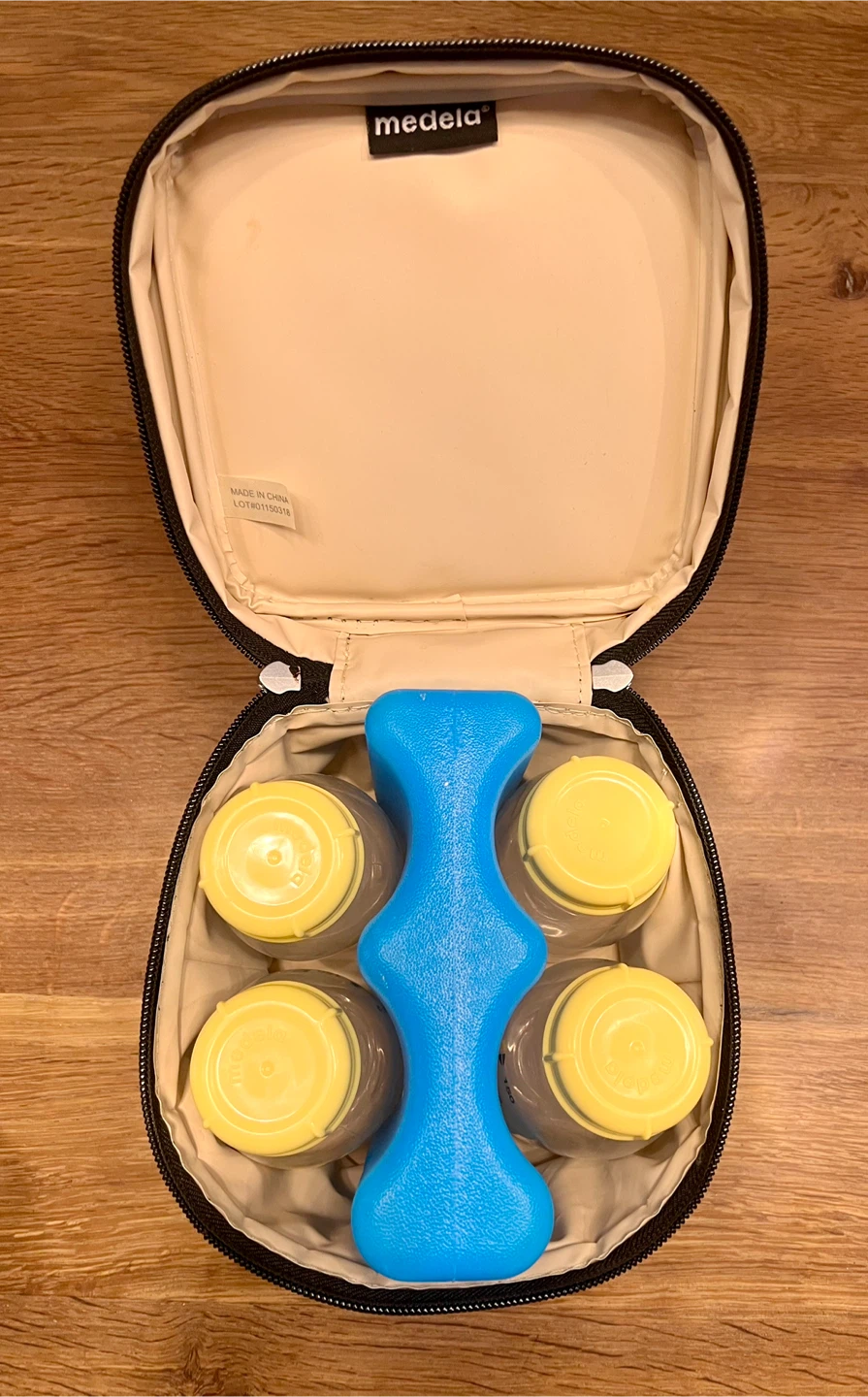 Medela Sonata Breast Pump with Accessories - photo 3
