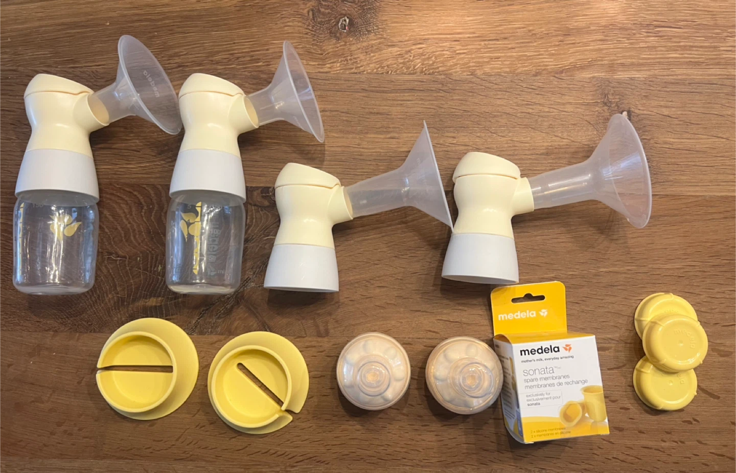 Medela Sonata Breast Pump with Accessories - photo 4