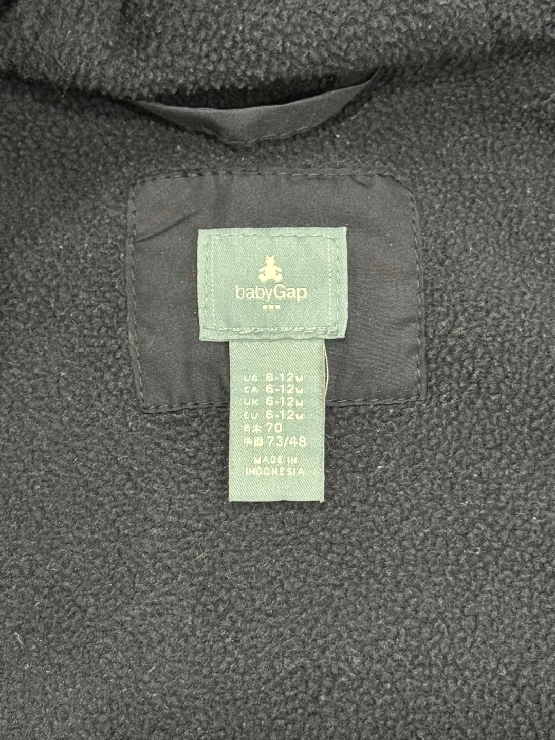 Baby Gap onesie snowsuit 6-12M image indicator(2)