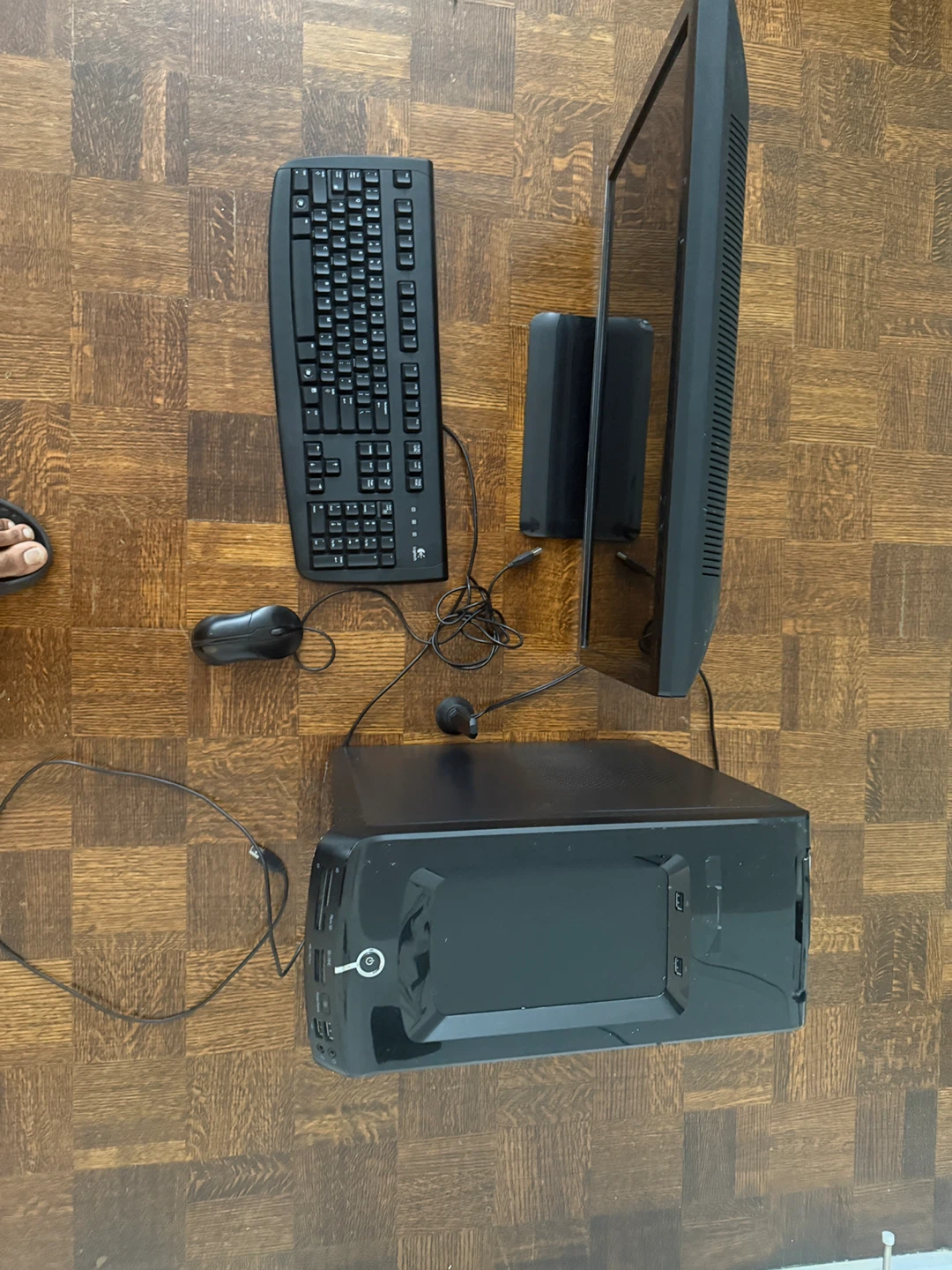 Gateway Desktop PC, Monitor , Keyboard, Mouse, Speakers - photo 2