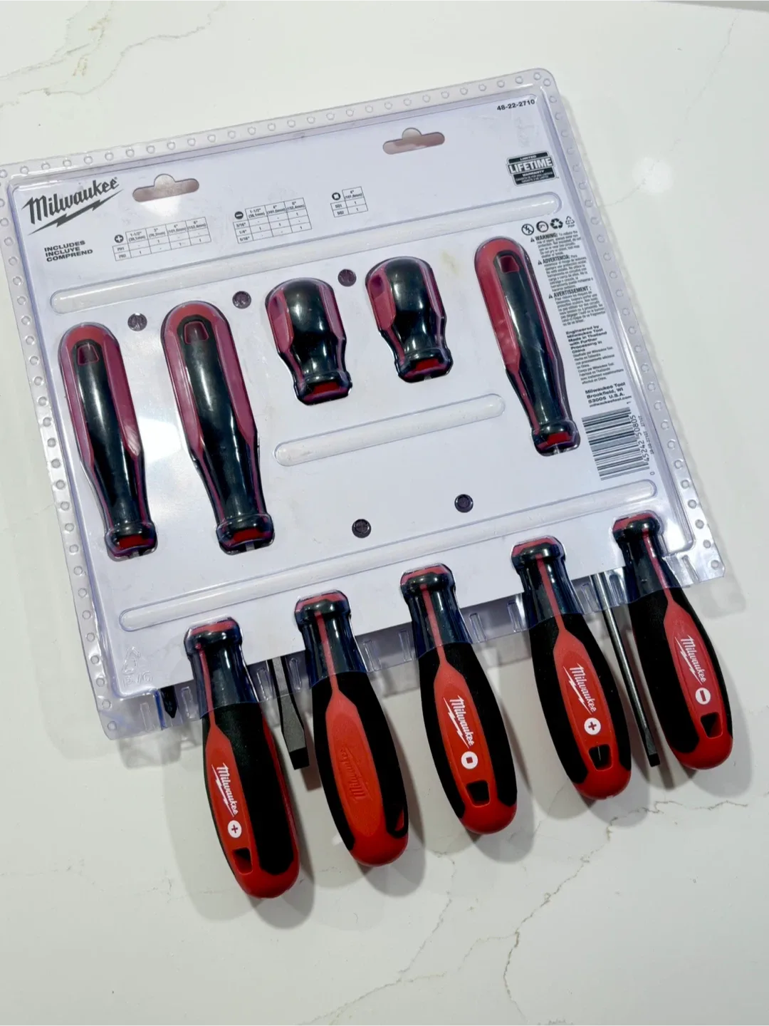 Milwaukee 10pc Screwdriver Set - Phillips, Slotted, Square Heads image indicator(2)