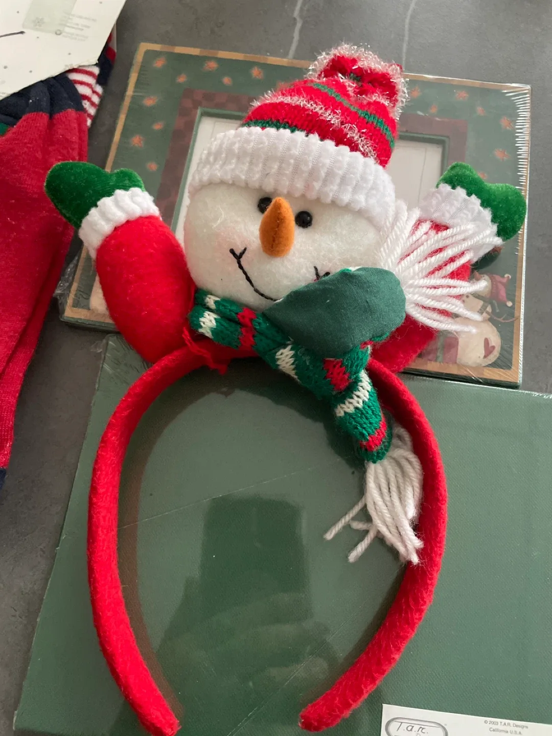 Christmas Headband, Socks, and Photo Frame Set image indicator(4)