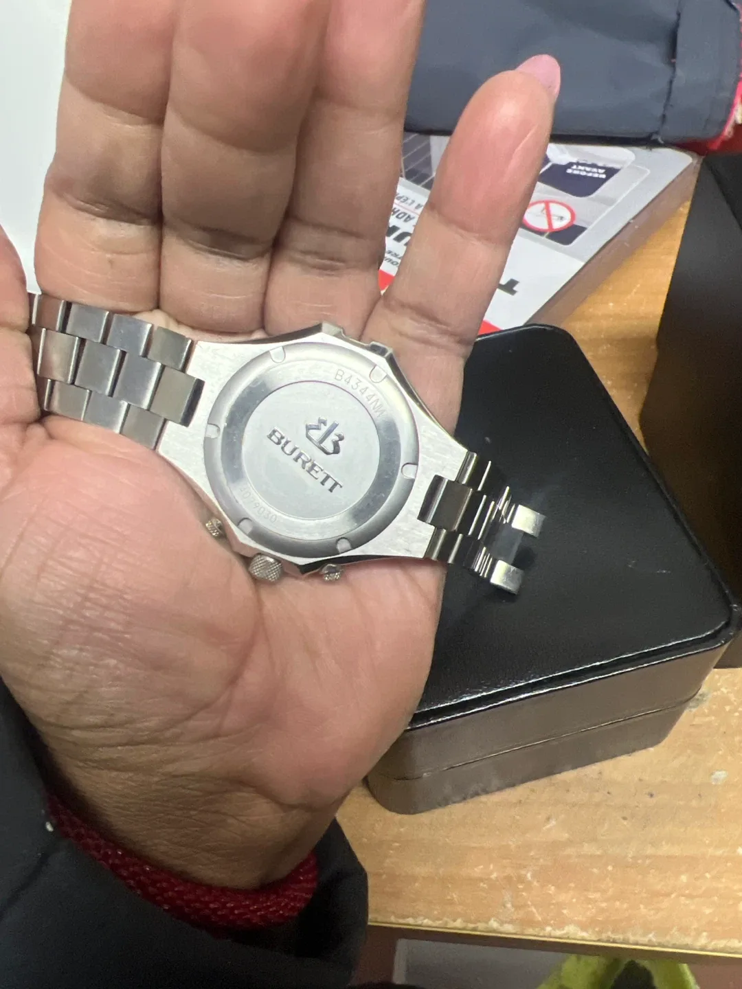 Burett Chronograph Watch image indicator(2)