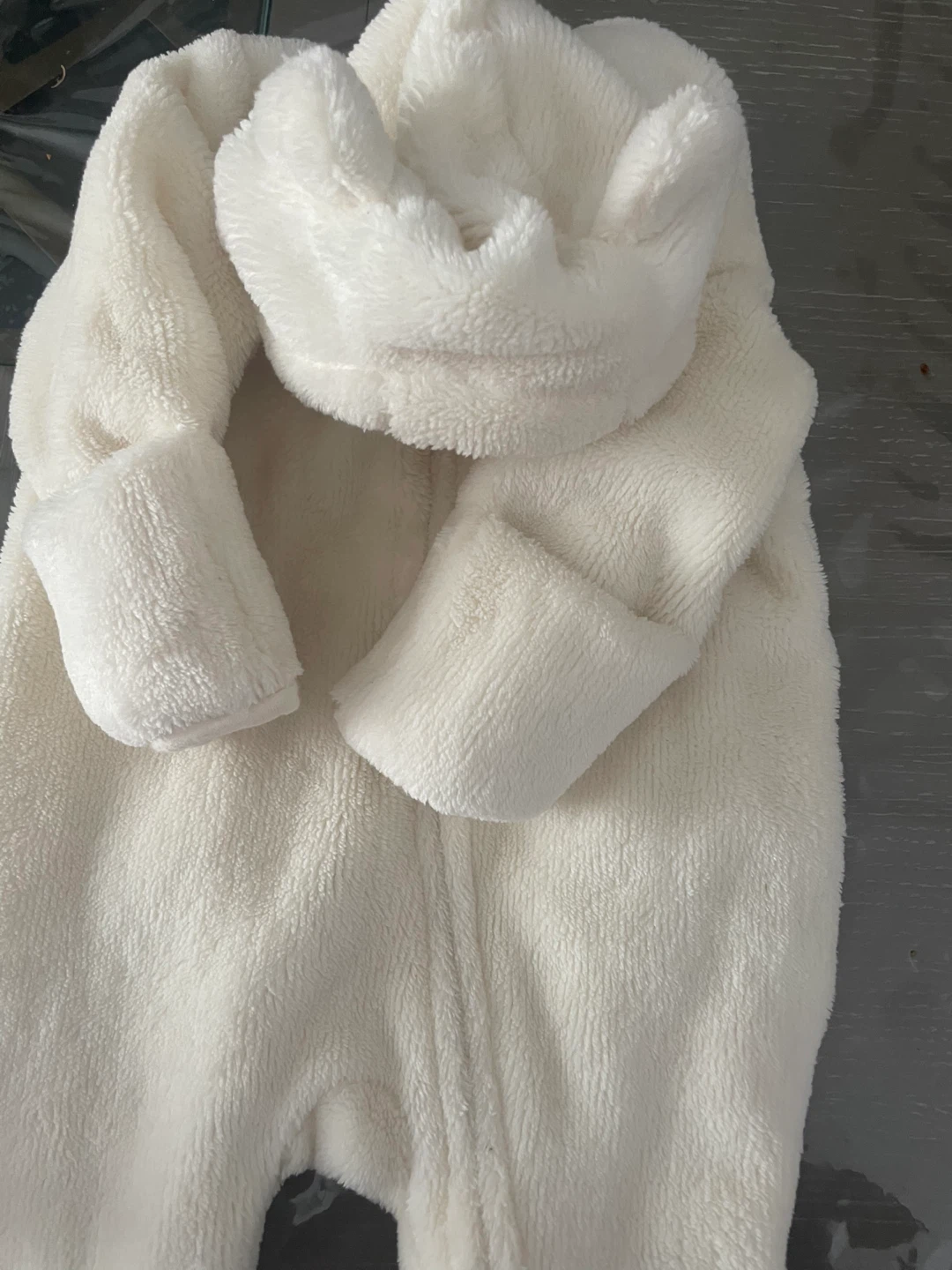 Gap Baby White Fuzzy Bear Snowsuit - photo 2