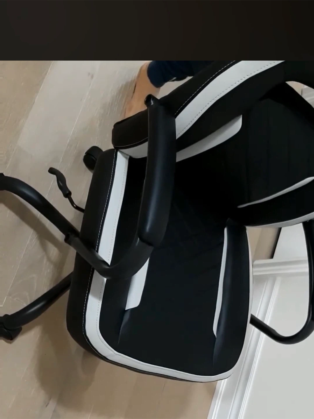 Black & White Gaming/Office task Chair(quilt) - photo 2
