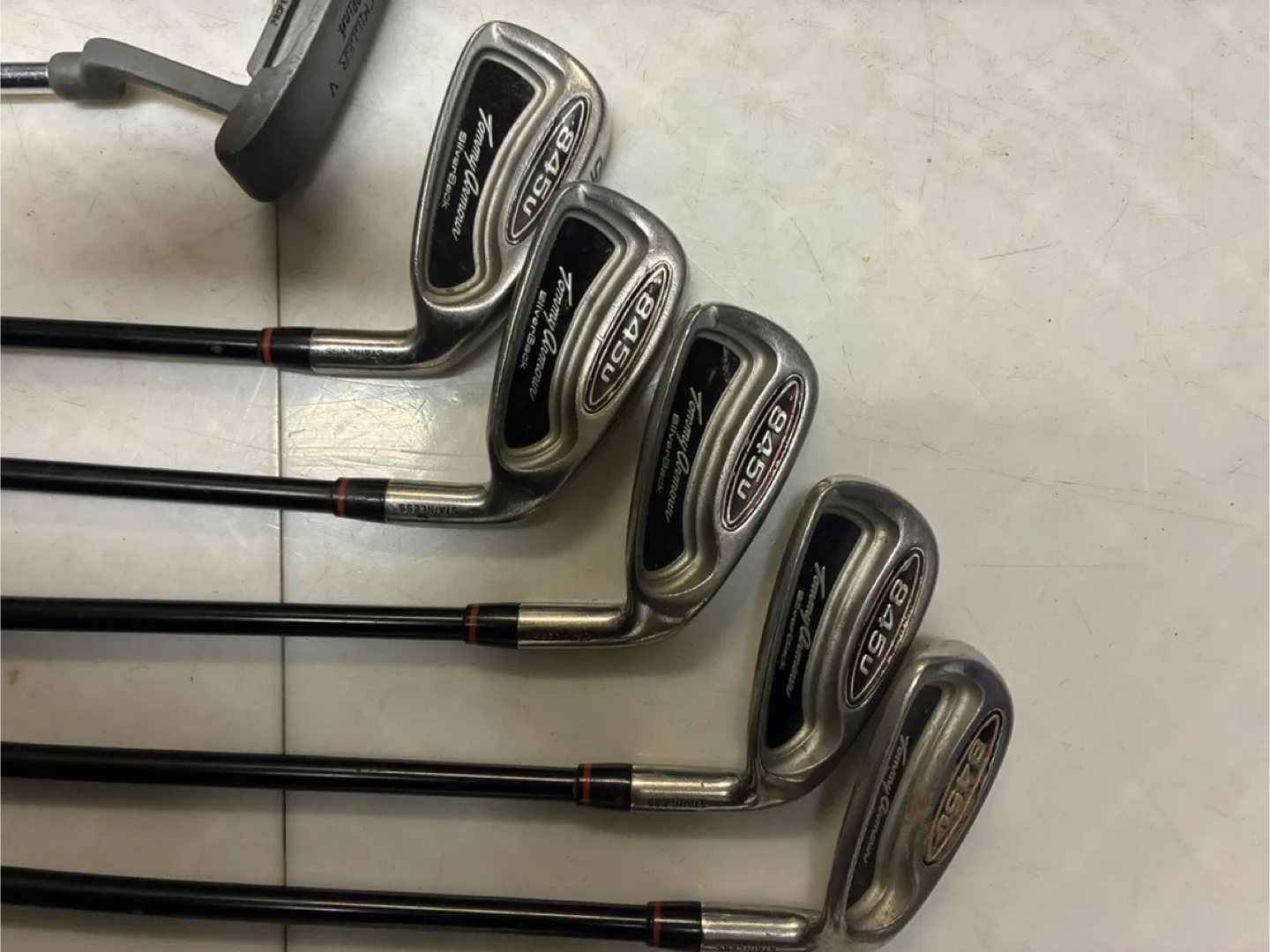 Golf clubs men’s right handed -set of 8