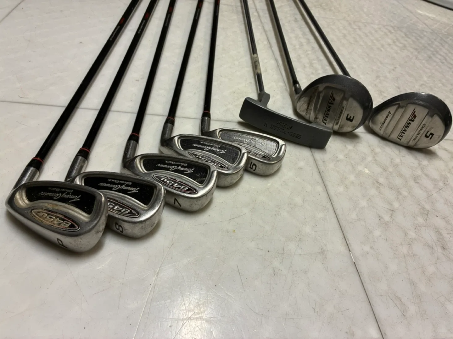 Golf clubs men’s right handed -set of 8 image indicator(2)