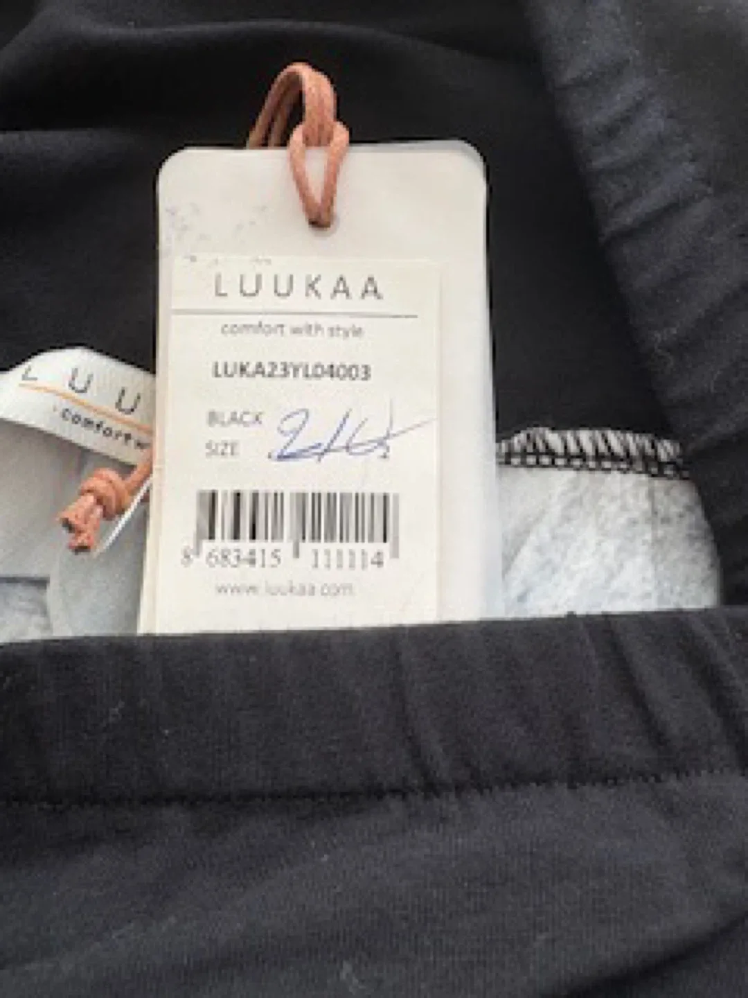 New with tag- Luukaa tulle Skirt elastic waist image indicator(3)