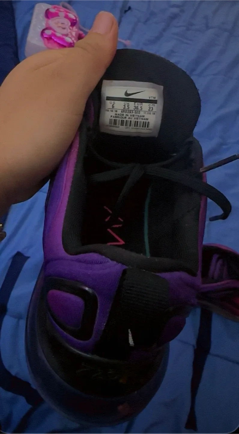 Nike Air Max 720 Pink Purple US 6 image indicator(2)