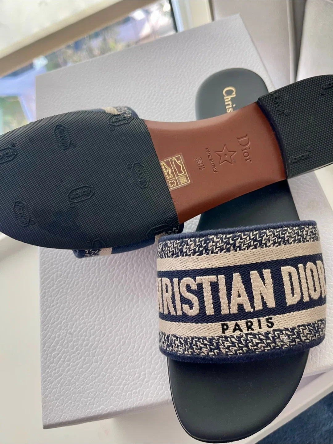 Christian Dior Dway Slide Deep Blue Size 8.5 image indicator(9)