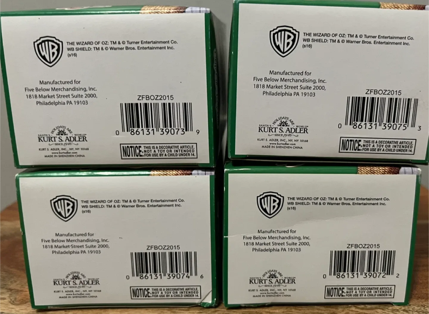 Wizard of Oz Kurt S. Adler Clip-On Keychains image indicator(2)