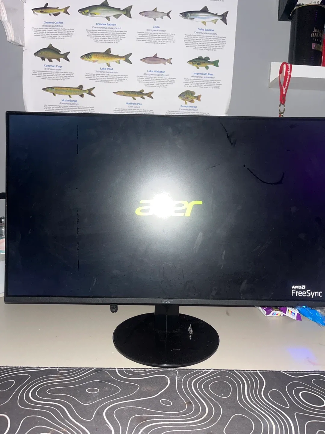 Acer Monitor with AMD FreeSync image indicator(2)