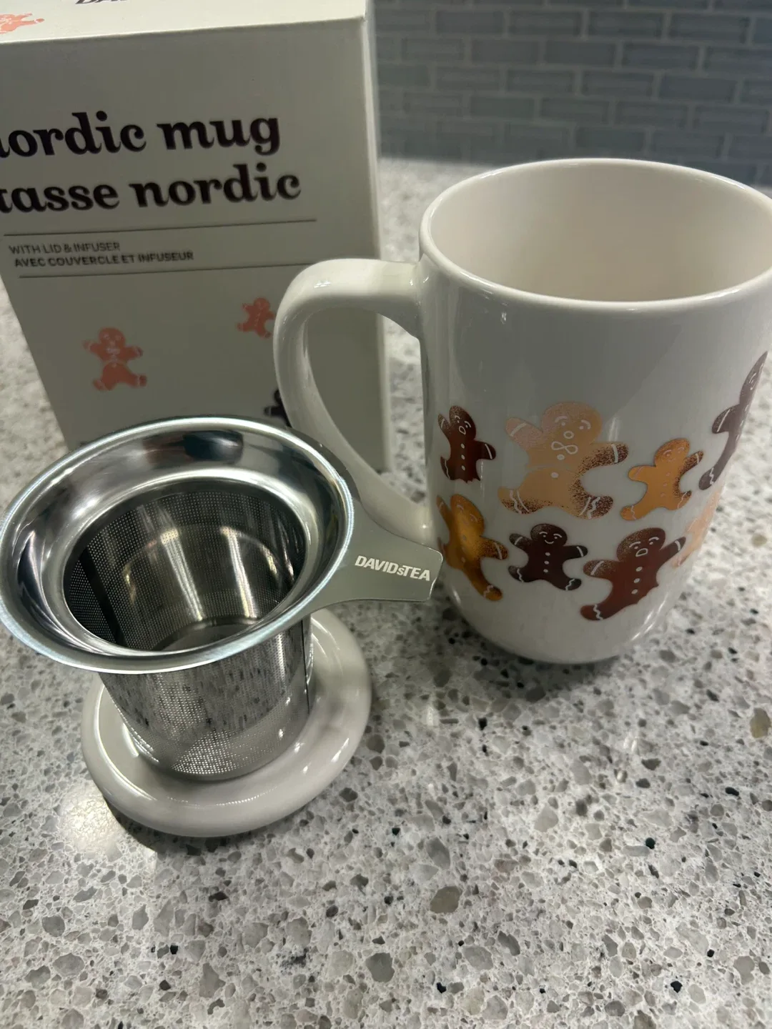DAVIDsTEA Nordic Mug with Lid and Infuser image indicator(5)