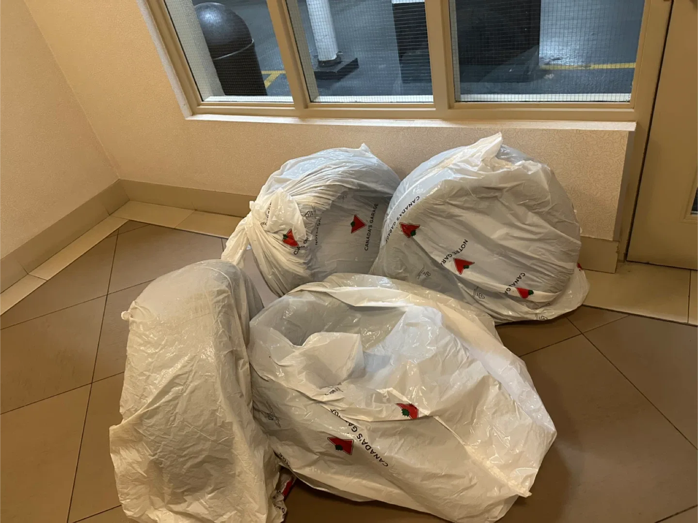 245/40 R18 Tire image indicator(2)