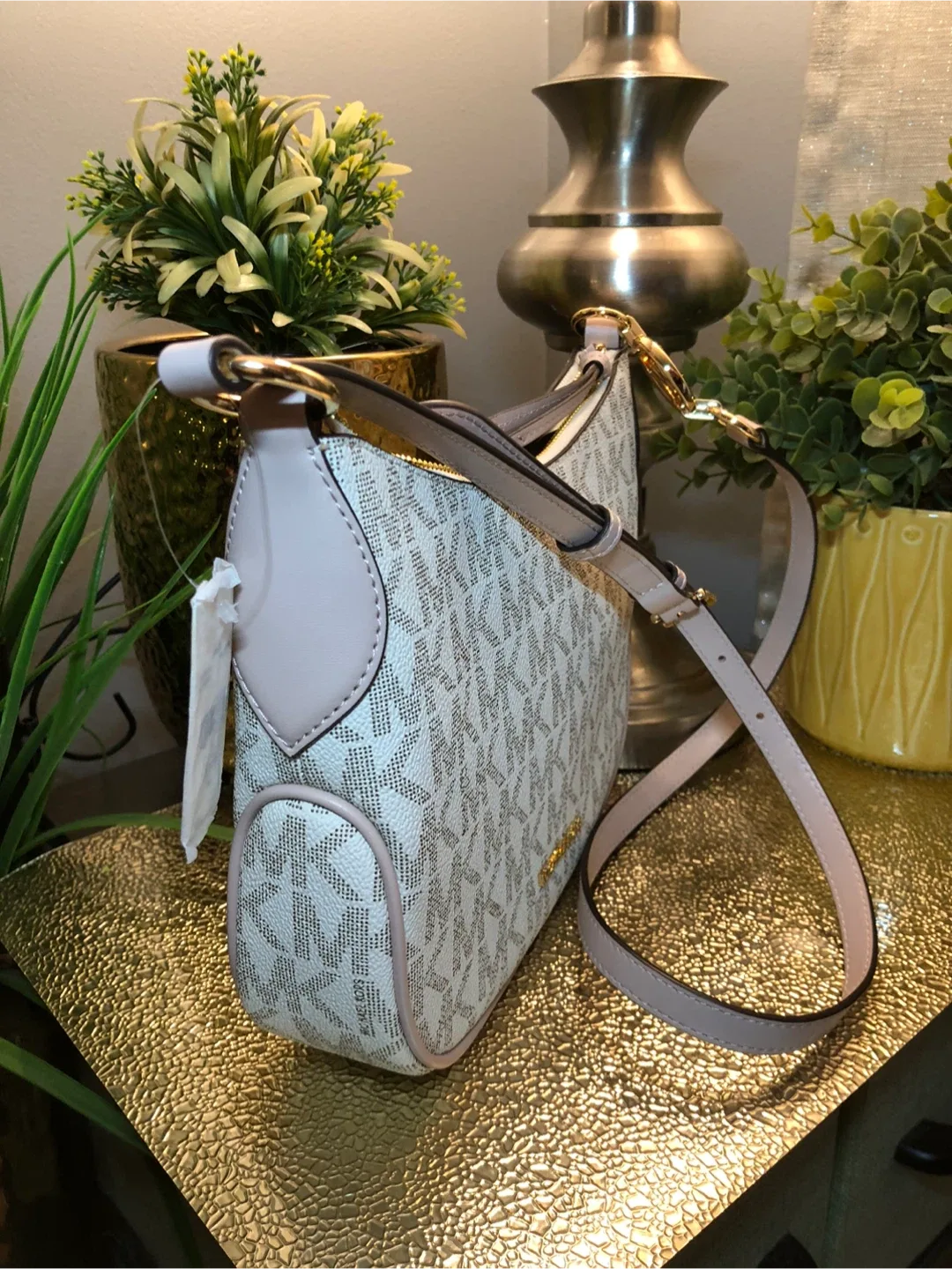 Michael Kors Shoulder Bag - White image indicator(2)