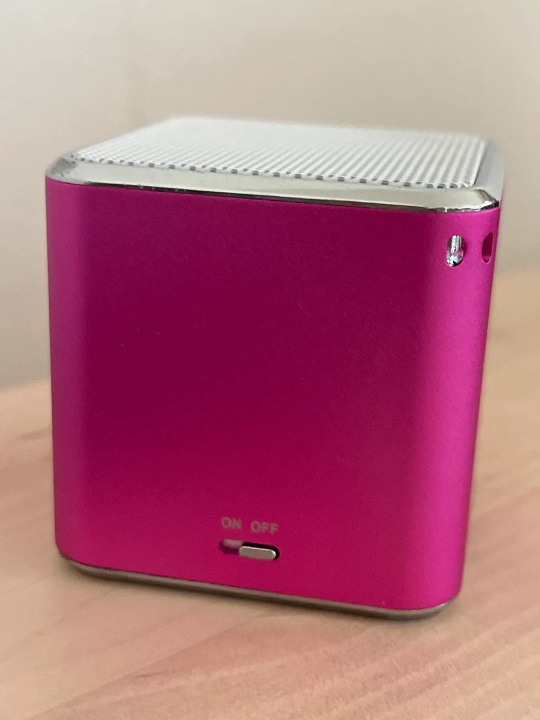 Pink Portable Cube Speaker 🥕 image indicator(4)