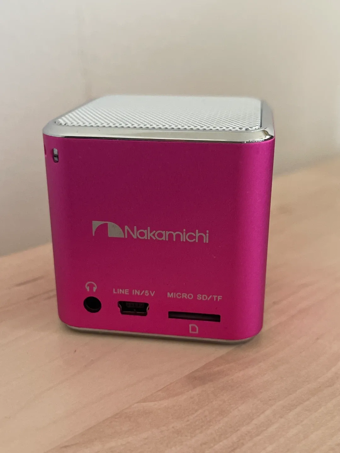 Pink Portable Cube Speaker 🥕 image indicator(3)