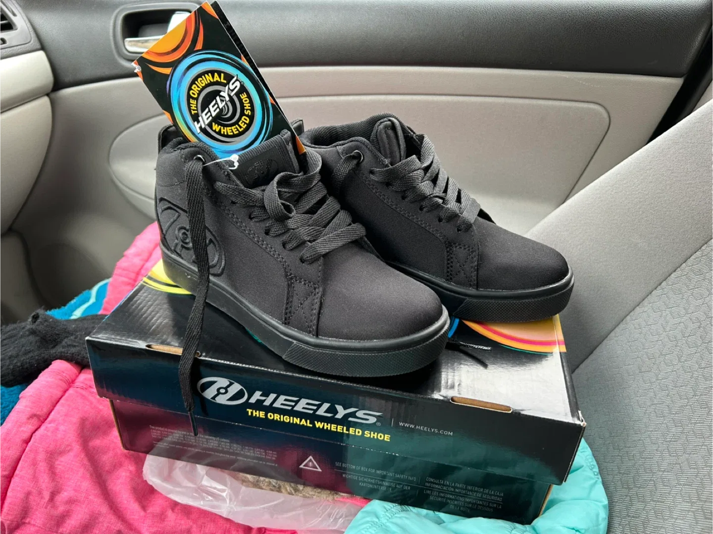 Heelys Wheeled Shoes - Size 2 - Black image indicator(4)