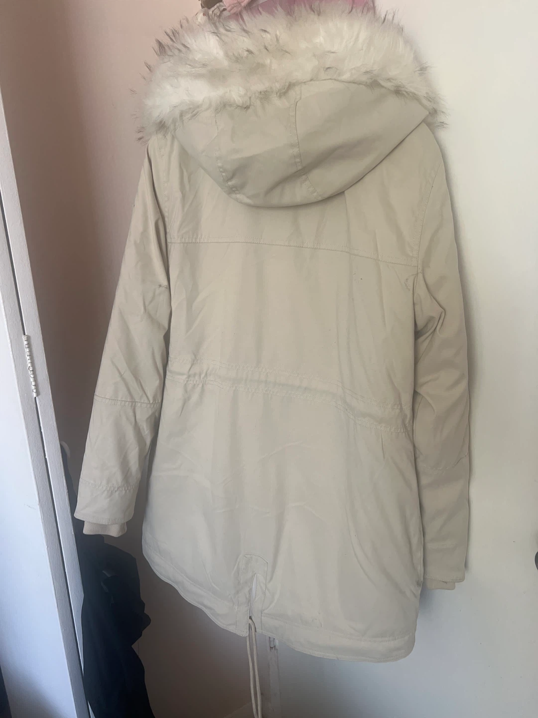 Hollister Cream Winter Parka - photo 2
