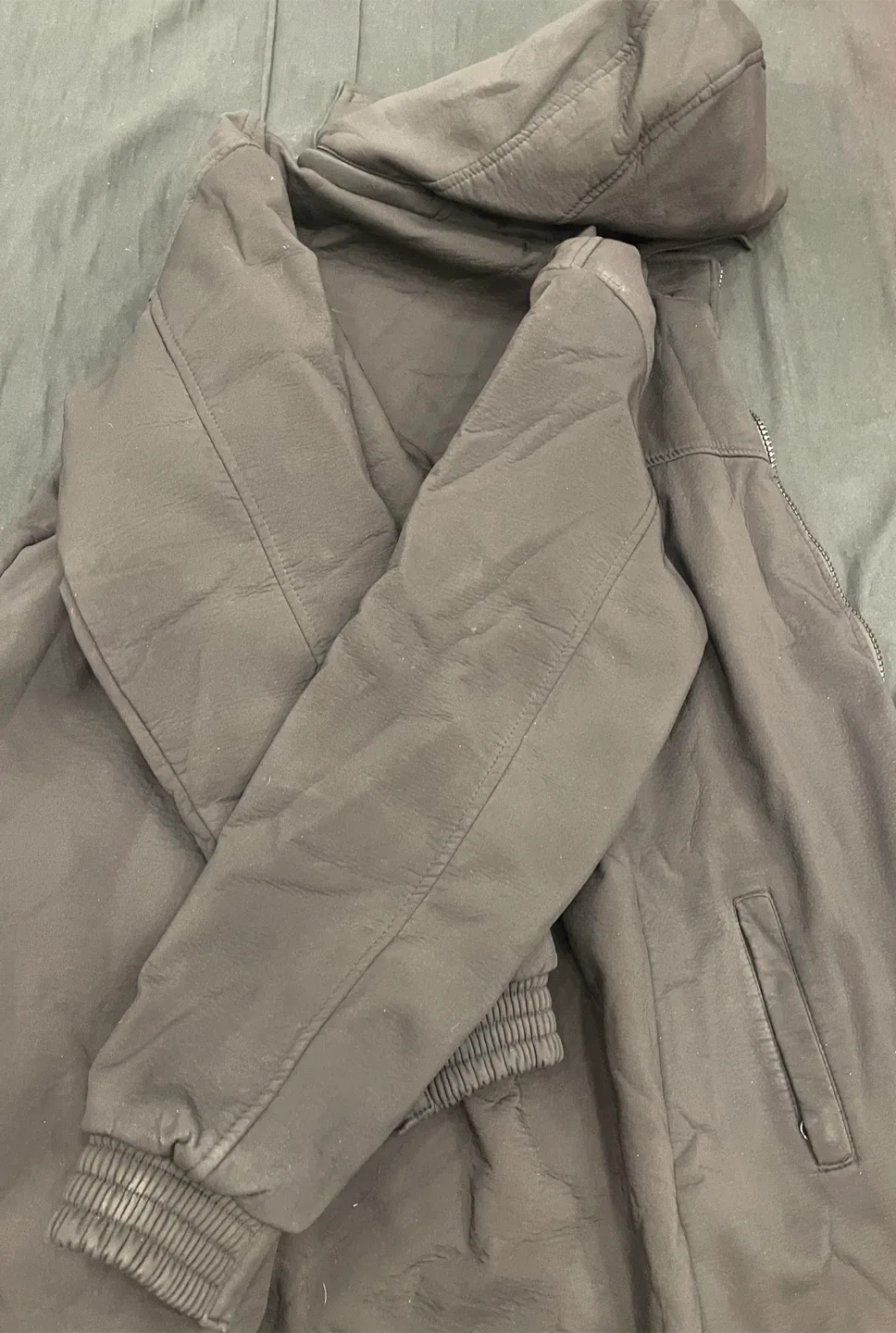 Black Winter Jacket image indicator(3)