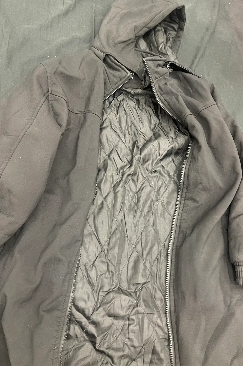 Black Winter Jacket image indicator(2)