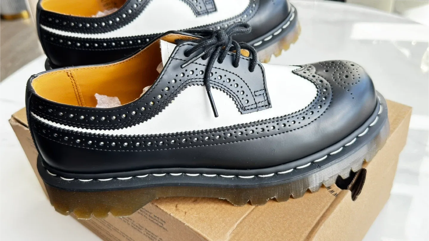 Dr. Martens  3989 BEX SMOOTH LEATHER BROGUE SHOES image indicator(4)