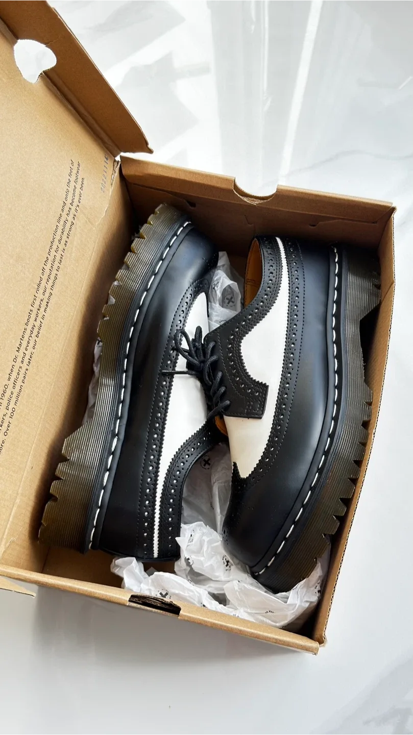 Dr. Martens  3989 BEX SMOOTH LEATHER BROGUE SHOES image indicator(8)
