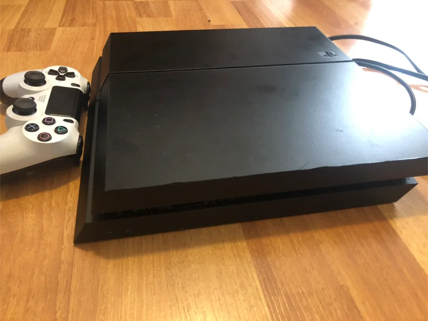 PlayStation 4 (PS4) Console with Controller