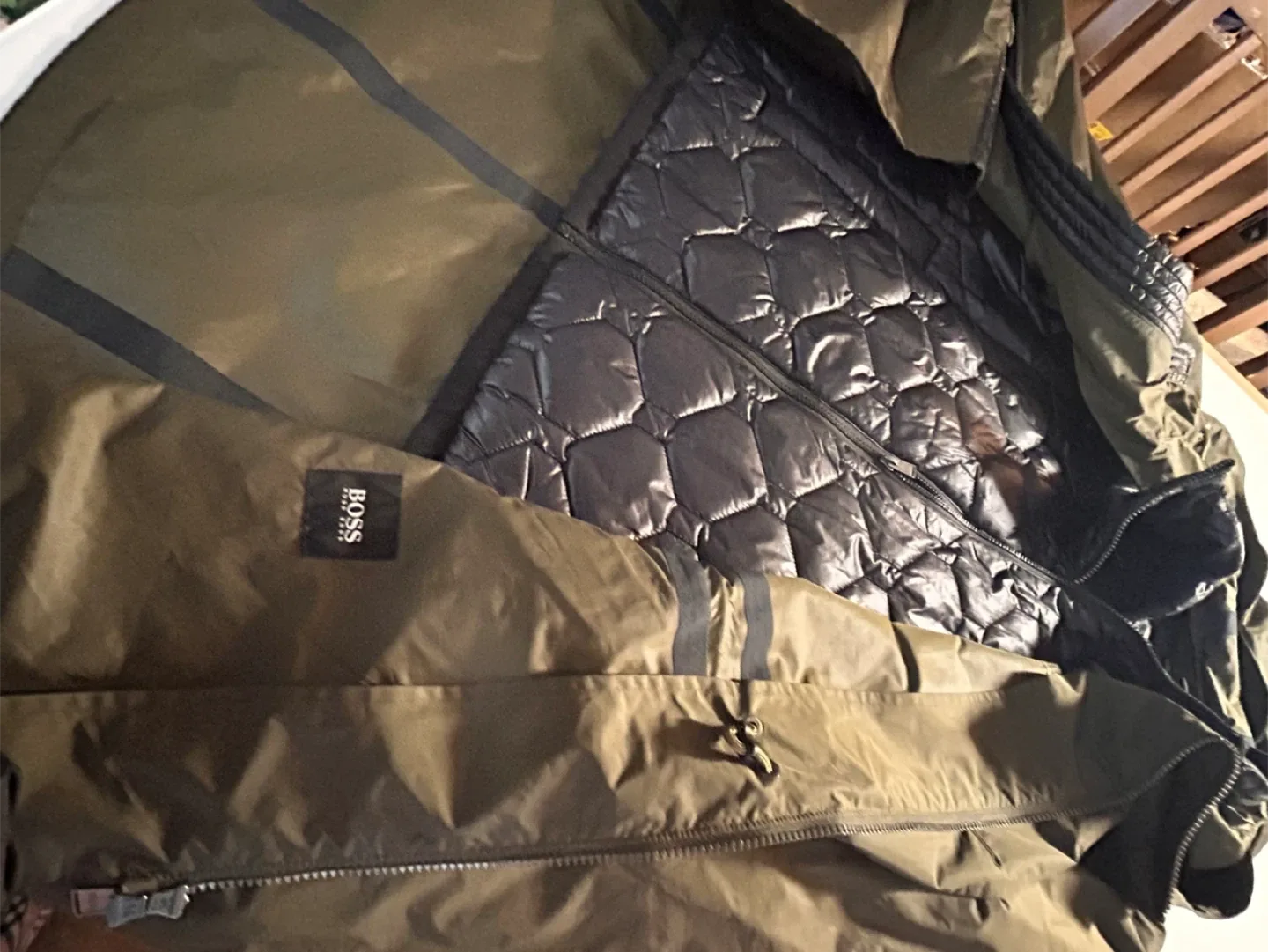 Hugo Boss Olive Green Combat original  recibe upon request image indicator(4)