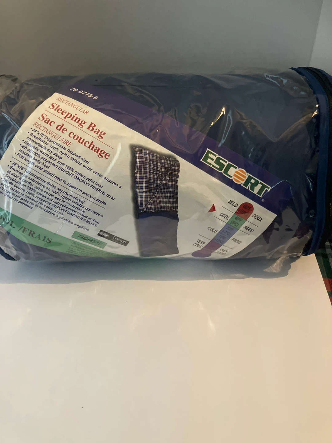 Escort Rectangular Sleeping Bag - 34"x76"